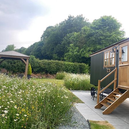 Woody'S Retreat Otel Bolton by Bowland Dış mekan fotoğraf